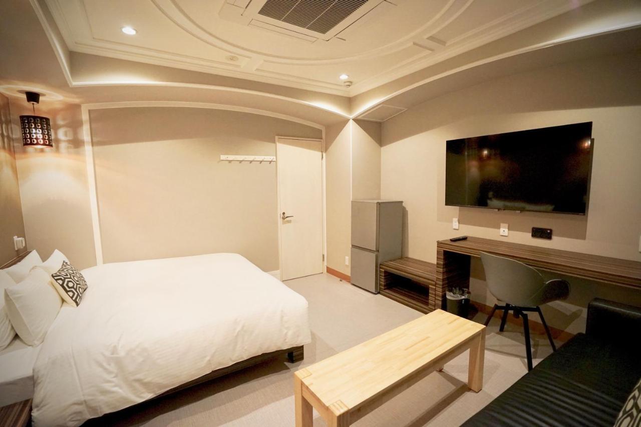 Hotel 88 Shinsaibashi Osaka Dış mekan fotoğraf